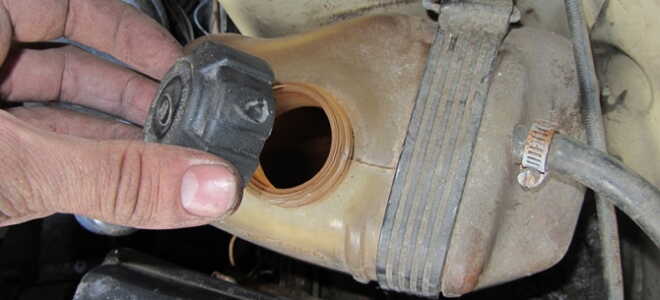 Уходит тосол ВАЗ 2114: причины и их устранение