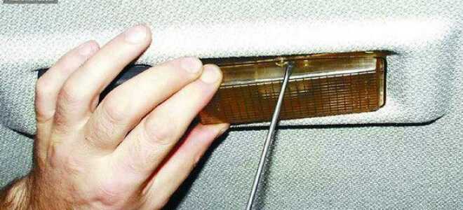 Замена лампочки в салоне ВАЗ 2114: делаем правильно