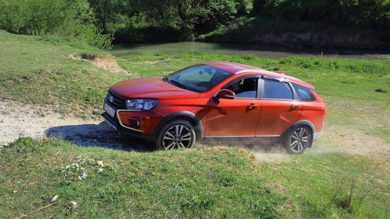 Кросс-универсал Lada Vesta: интерьер
