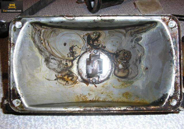 Поврежденный отражатель